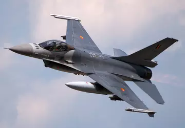 Belgia przekaże Ukrainie 30 myśliwców F-16 ...