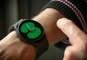 Samsung dodaje obsługę Asystenta Google do ...