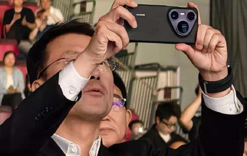 Szef Huawei “przypadkowo” ujawnili jeszcze nieprezentowany flagowy smartfon Pura 80 (prawdopodobnie Ultra)