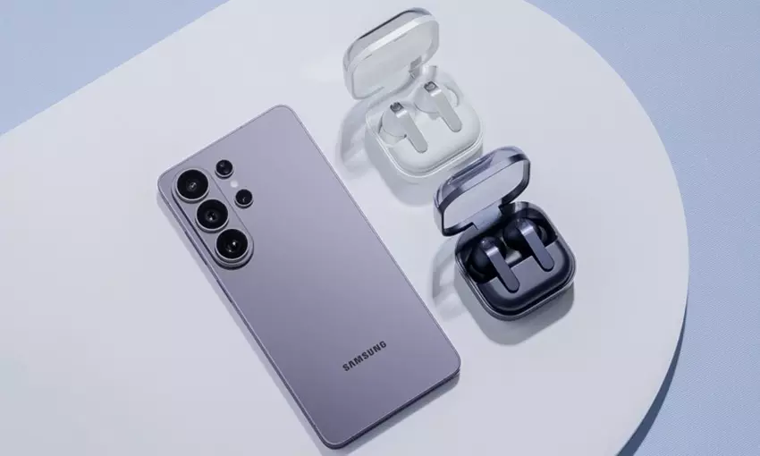 Zaktualizowany futerał ładujący od Samsung Galaxy Buds 4