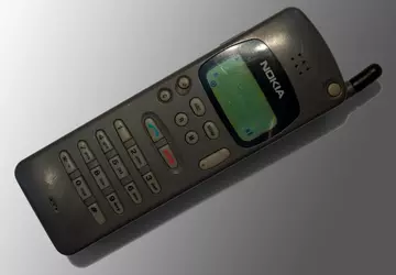 HMD Global ożywi Nokię 2010 narodzoną ...