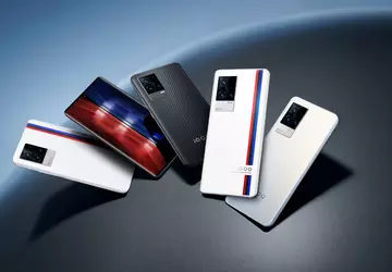 Flagowy model iQOO 8 Pro z ...