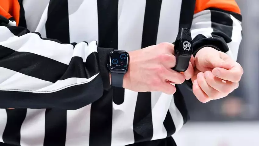 Apple dostarcza Apple Watch dla sędziów National Hockey League