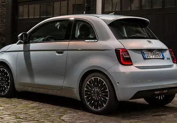 Fiat i Maserati wstrzymują produkcję samochodów ...