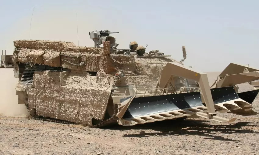 Niemcy przekazują Ukrainie dodatkową partię opancerzonych pojazdów do rozminowywania Wisent 1