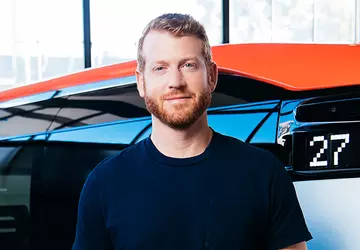 Szef Cruise rezygnuje po cofnięciu licencji ...