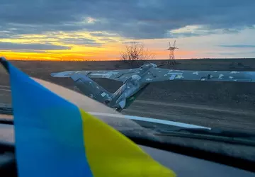 Ukraina stworzyła drona zwiadowczo-uderzeniowego Backfire, który ...