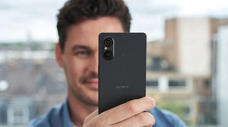 Kompaktowy flagowiec Sony Xperia 5 V z układem Snapdragon 8 Gen 2 i aparatem 52 MP rozpoczął sprzedaż w Niemczech, Francji, Hiszpanii i innych krajach europejskich.