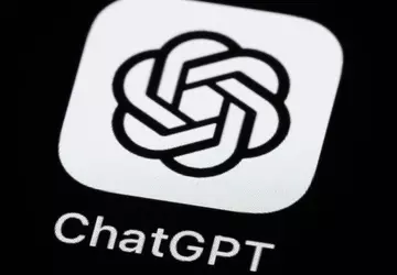 OpenAI podpisuje umowę z Reddit na ...