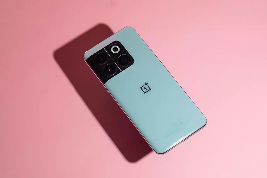 Po OnePlus 11 i OnePlus 10 Pro: OnePlus 10T i OnePlus 11R zaczęły otrzymywać stabilną wersję Androida 14 z powłoką Oxygen OS 14