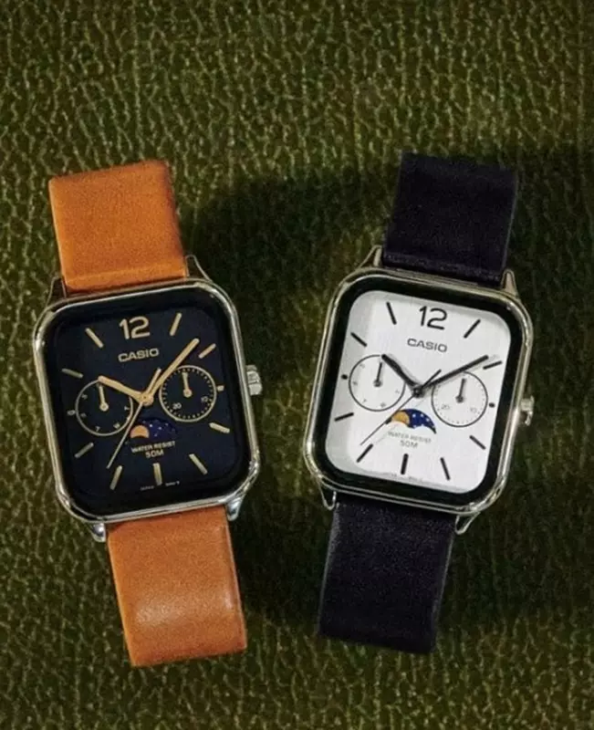 Zegarek Casio MTP-M305LC-7AV w opakowaniu