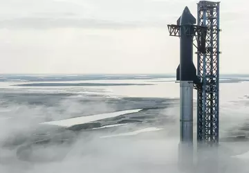 SpaceX wysyła Starship na platformę startową ...