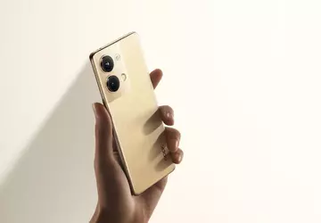 OPPO Reno 10 dostanie wyświetlacz OLED, ...