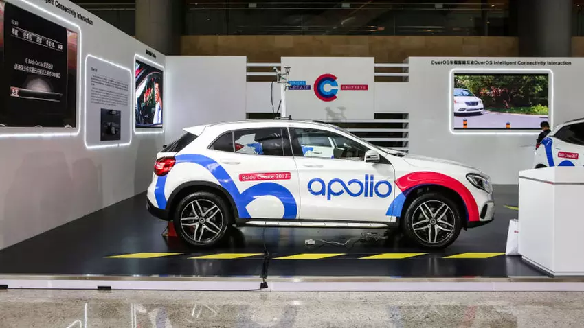 Chińskie władze pozwalają Baidu na świadczenie usług taksówek robotów w dwóch największych aglomeracjach miejskich