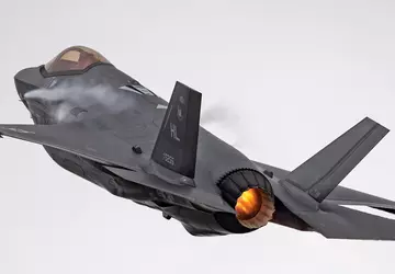 Lockheed Martin otrzymał prawie 176 milionów ...