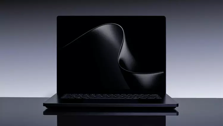 Microsoft wprowadza Surface Laptop Ultra z ...