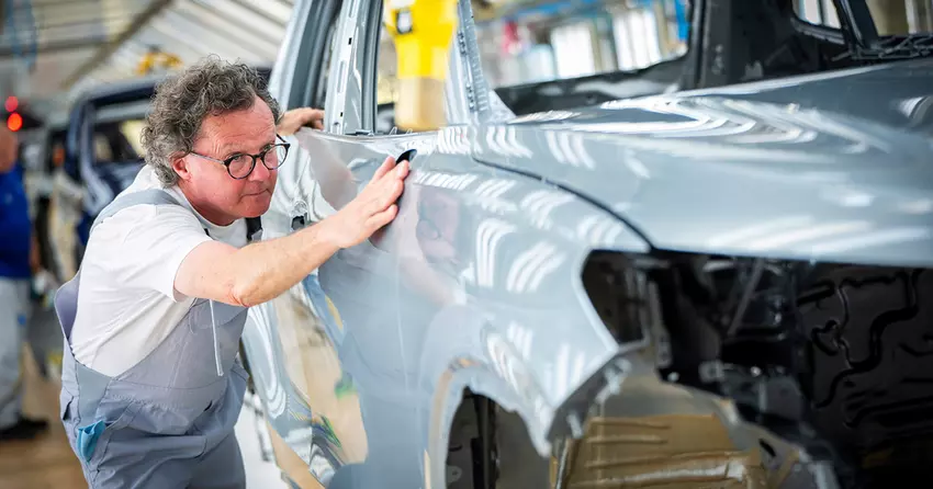 Prawie 100 000 pracowników Volkswagena w 9 zakładach wzięło udział w masowym strajku