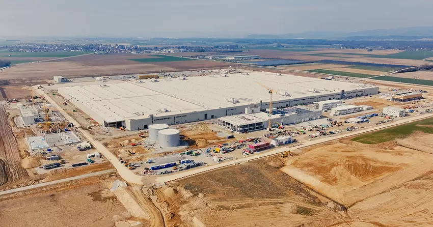 BMW zakończyła budowę centralnej części fabryki akumulatorów w Bawarii