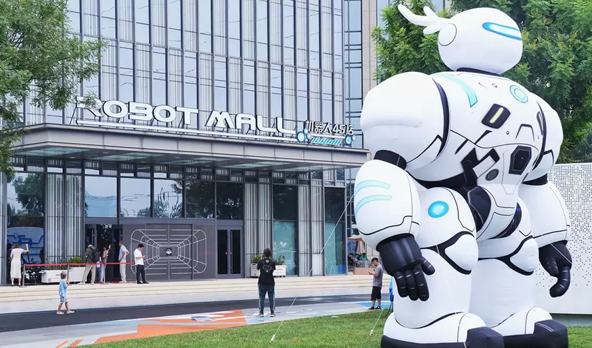 Przyszłość jest tutaj: w Pekinie otwarto Robot Mall — ogromne centrum specjalistyczne do prezentacji, sprzedaży i serwisowania robotów