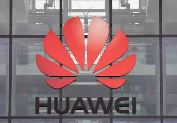 Szczęśliwego Nowego Roku - Huawei zamyka ...