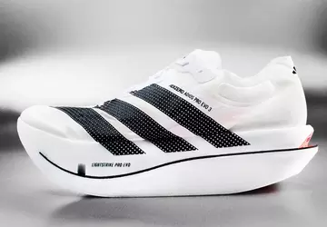 Adidas prezentuje ultralekkie buty do biegania: ...