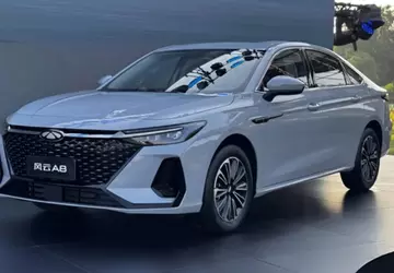 Chery wprowadziło hybrydowego sedana Fulwin A8 ...