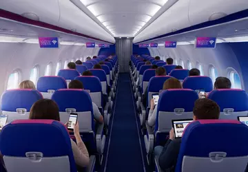 Wizz Air zaskakuje: Szybki internet Starlink ...