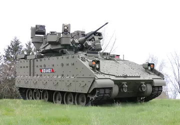 Stany Zjednoczone kupią bojowe wozy piechoty ...