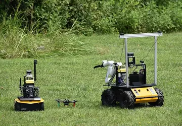 NASA testuje autonomiczne roje robotów: Czy ...