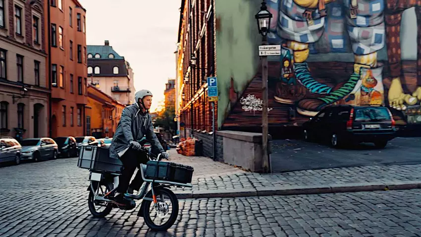 Cake Aik - elektryczny rower cargo o zasięgu Tesli Model S za 6470 dolarów