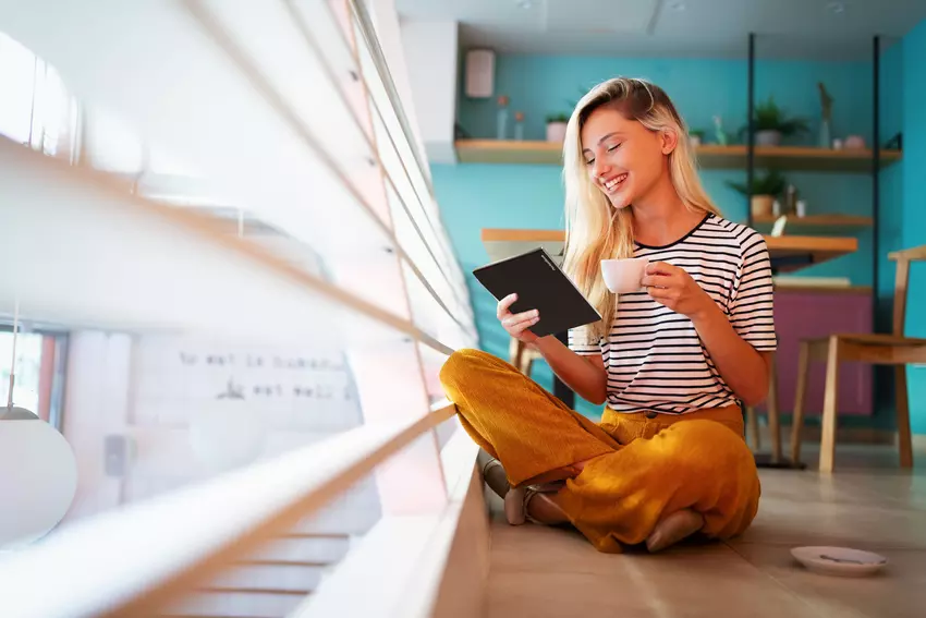 PocketBook Viva - pierwszy w Europie e-book z rewolucyjnym kolorowym wyświetlaczem E Ink Gallery 3