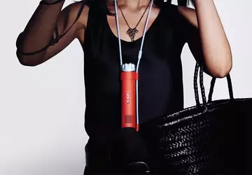 Dyson HushJet Mini Cool: Niezwykle lekki ...