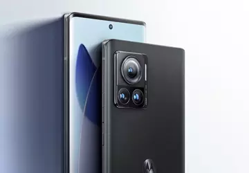 Potwierdzone: Moto X30 Pro otrzyma aparat ...