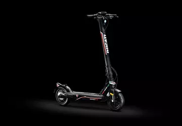 Ducati Pro-III: skuter elektryczny z kluczem ...