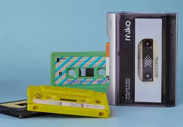 Gadhouse Miko: Nowy retro odtwarzacz kasetowy ...