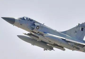 Indonezja kupuje 12 myśliwców Dassault Mirage ...