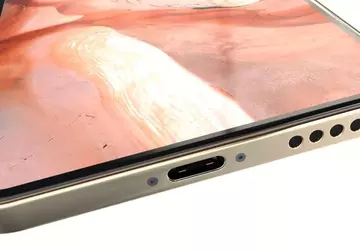 Bezprzewodowe iPhone'y będą przyszłością dla większości, ...