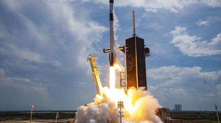 SpaceX deorbituje część satelitów Starlink V2 Mini, które zaczęły schodzić na orbitę