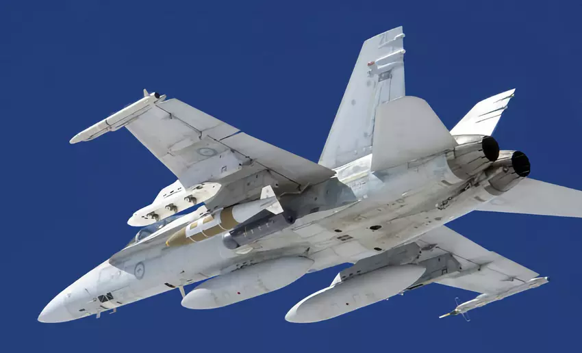 Ukraińskie siły powietrzne wprowadzają do służby precyzyjne bomby lotnicze JDAM-ER, które mogą trafiać w cele oddalone nawet o 72,5 km