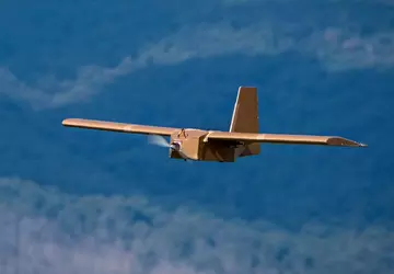 Australia co miesiąc wysyła na Ukrainę ...