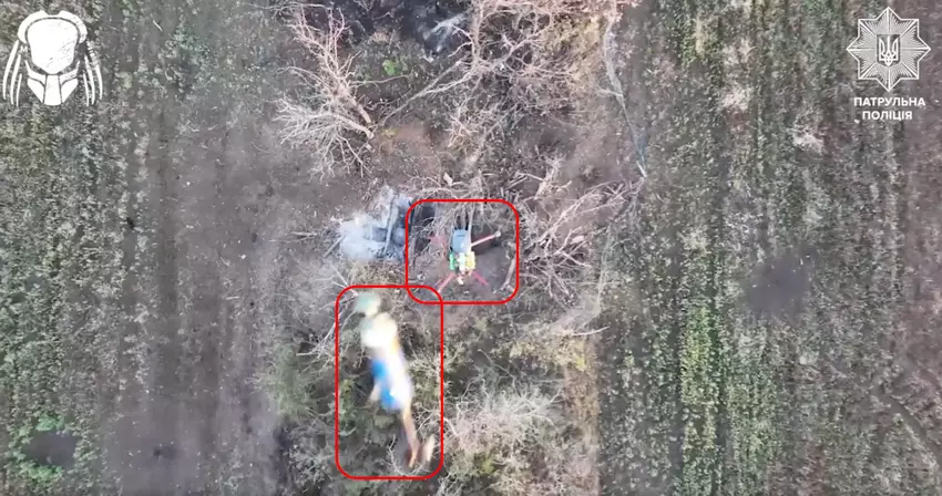 Dron brygady policji narodowej "Hyzak" zniszczył drona-bomber zrzutem z góry (wideo)