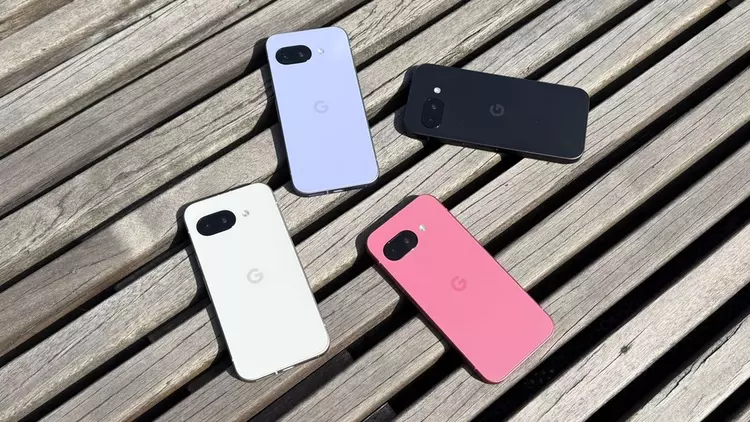 Google przyśpiesza: smartfon średniej klasy Pixel ...