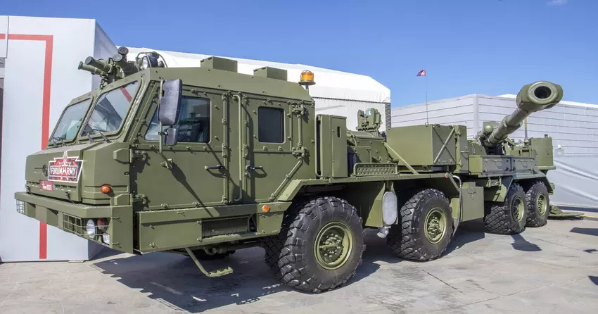 Najnowszy rosyjski samobieżny system artyleryjski 2S43 Malva został po raz pierwszy zauważony na polu bitwy