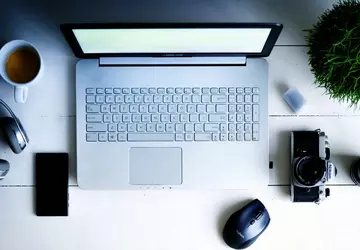 5 przydatnych akcesoriów do laptopów