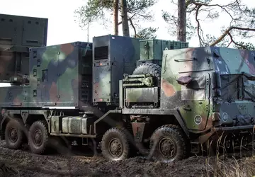 Niemcy przekazali ukraińskim Siłom Zbrojnym system ...