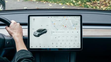 Tesla obniżyła cenę pakietu Full Self-Driving, wbrew wcześniejszym oświadczeniom Muska