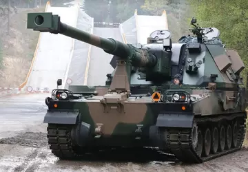 Polska przekazała Ukrainie samobieżne stanowiska artyleryjskie ...