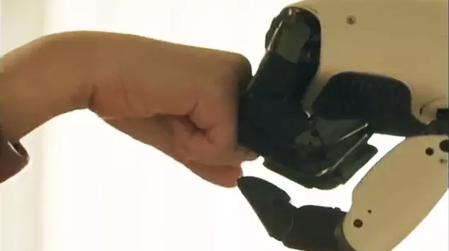 LG zaprezentuje na CES 2026 robota-asystenta ...