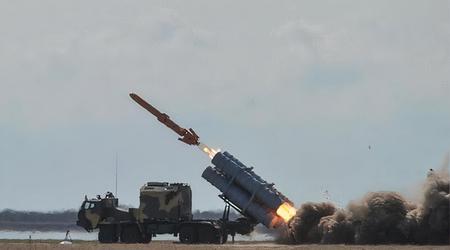 Zełenskij: Ukraina poczyniła postępy w tworzeniu krajowych rakiet 