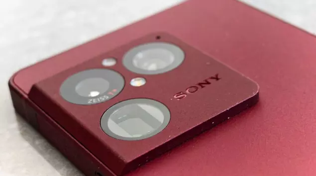 Sony wprowadza Android 17 na smartfony: ...